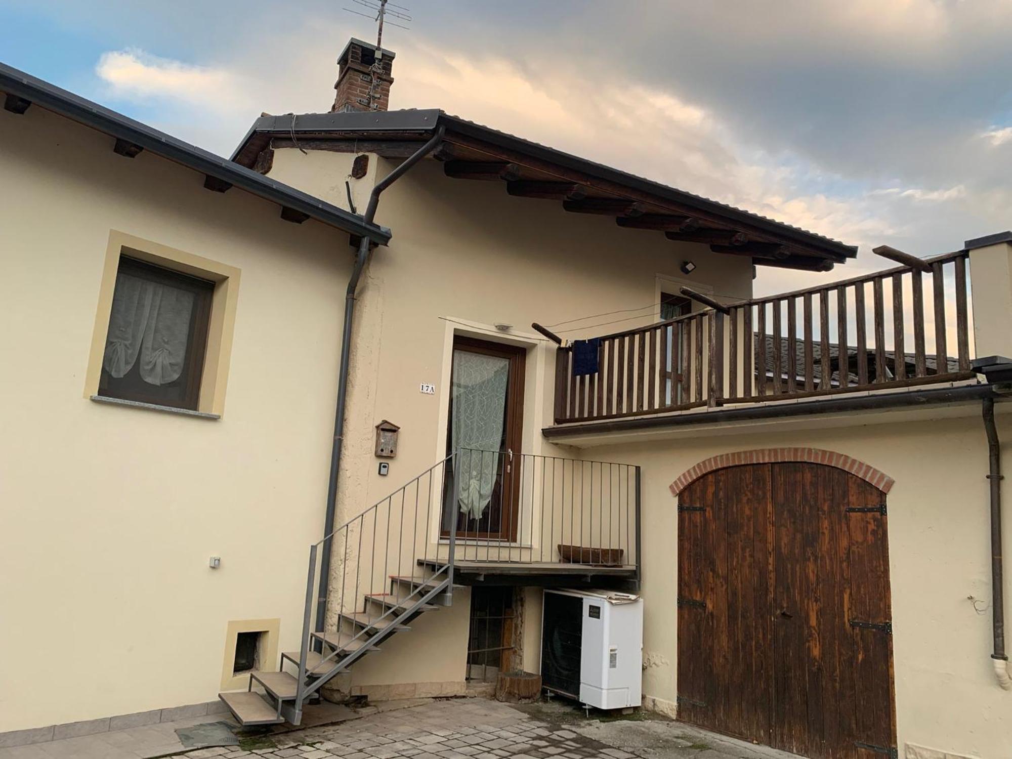 La Casa Di Nonna Pina Villa Roccasparvera Buitenkant foto